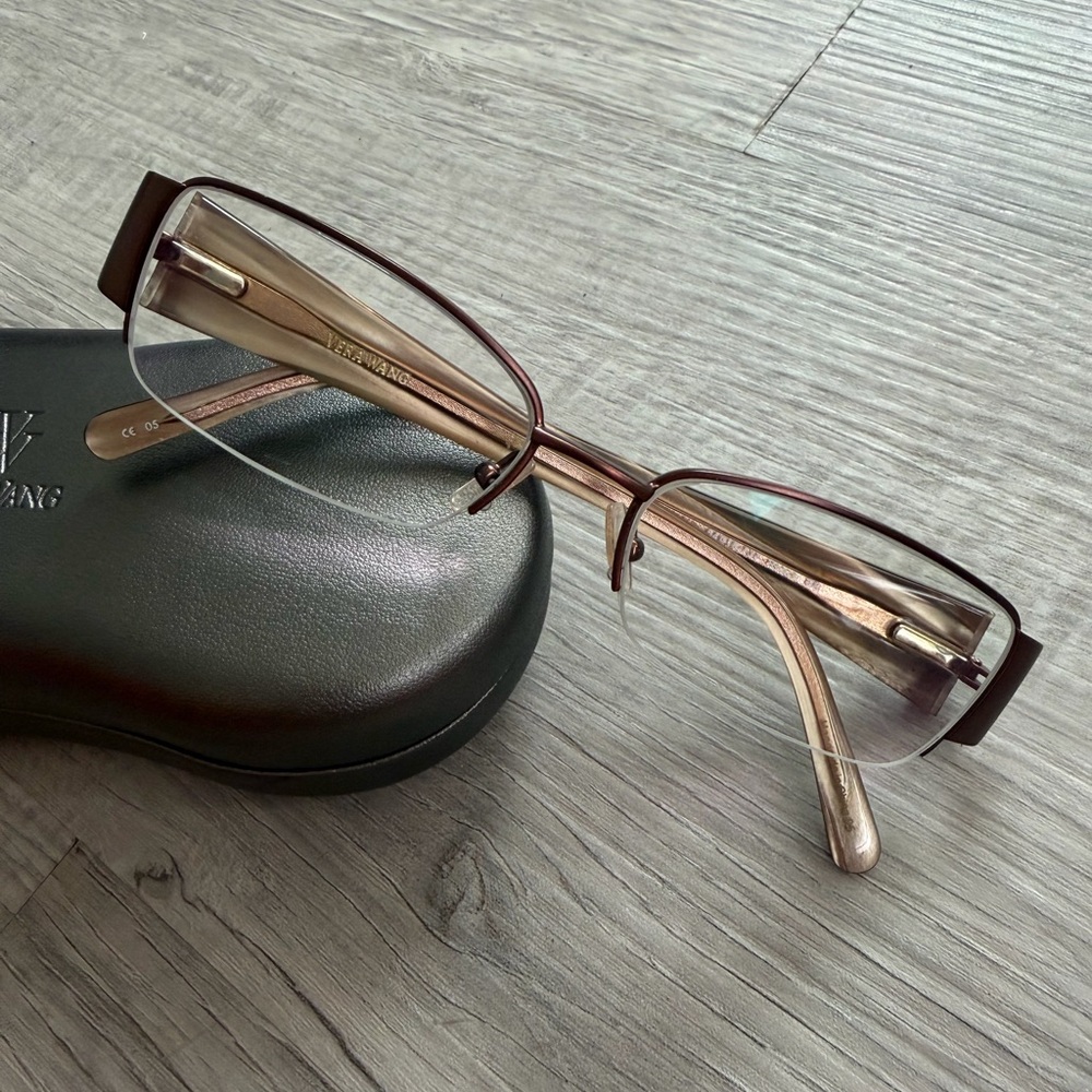 Vera Wang Brown rhinestone Glasses